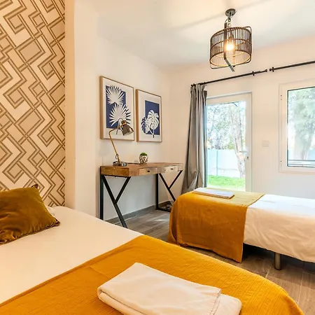 First Floor Holiday home Carregado