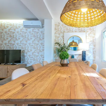 First Floor * Carregado