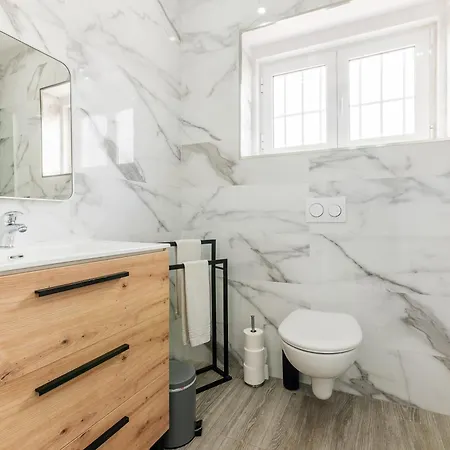 First Floor Holiday home Carregado