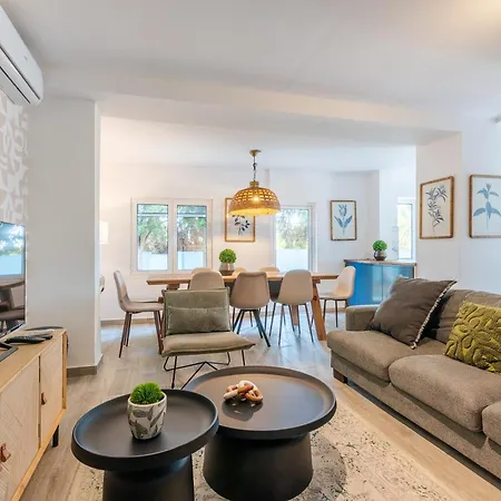 First Floor Holiday home Carregado